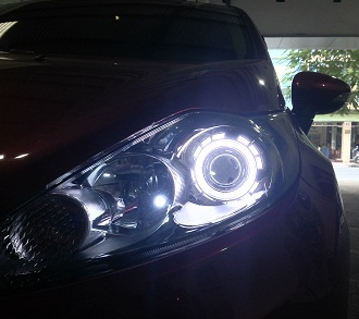 Độ bixenon Ford Fiesta